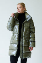 Load image into Gallery viewer, Finnja Down Coat | Olive
