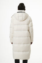 Load image into Gallery viewer, Fria Long Down Coat | White &amp; Black 3
