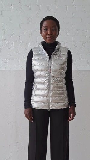 Melian Short Vegan Down Vest | Metallic Silver